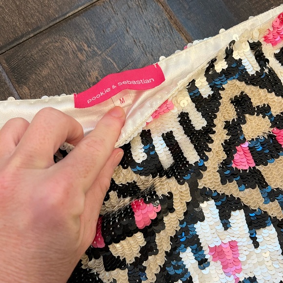 Pookie & Sebastian sequin mini skirt. Medium. Like new condition. NYC boutique - Picture 2 of 7